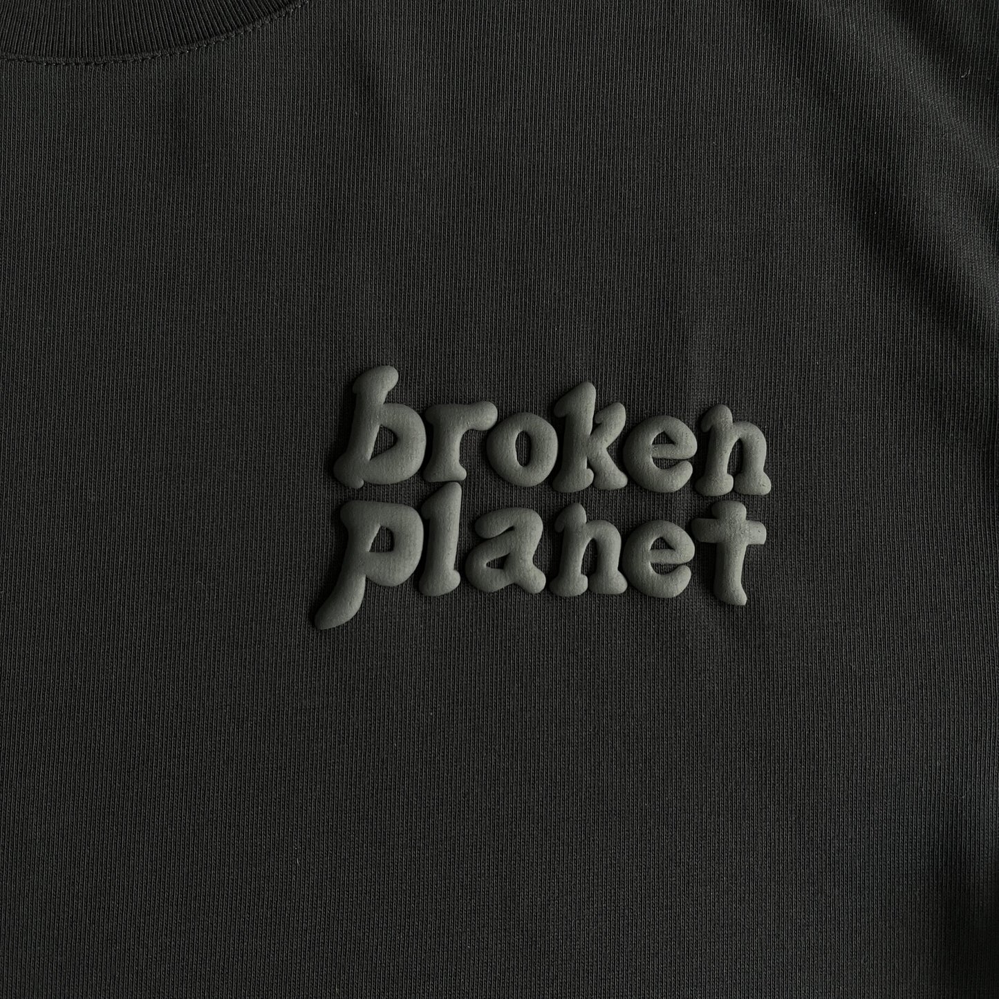 T-shirt basique Broken P à manches courtes