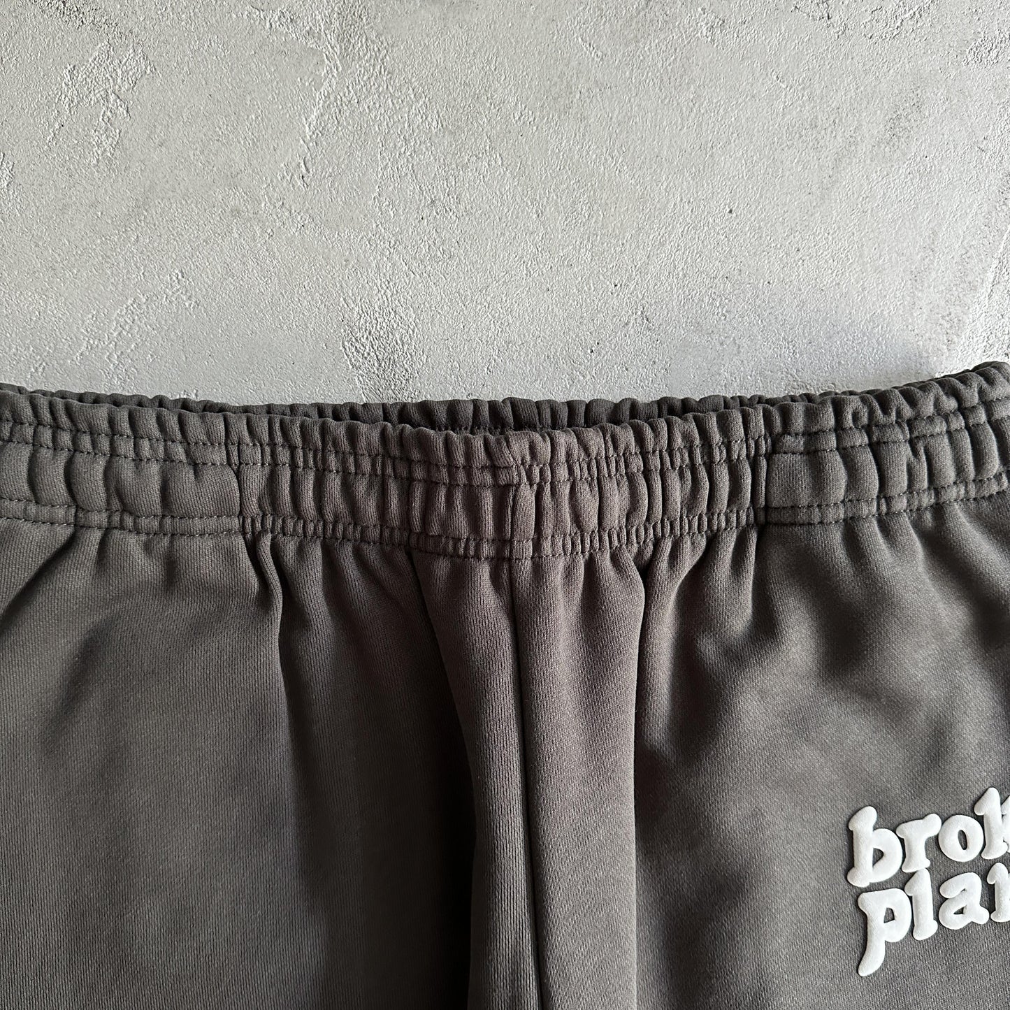 Jogging Broken P basiques