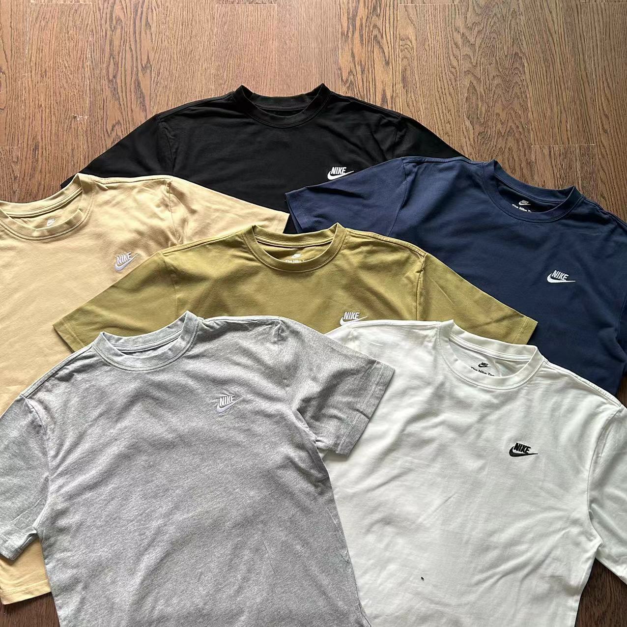 T-shirt Nike