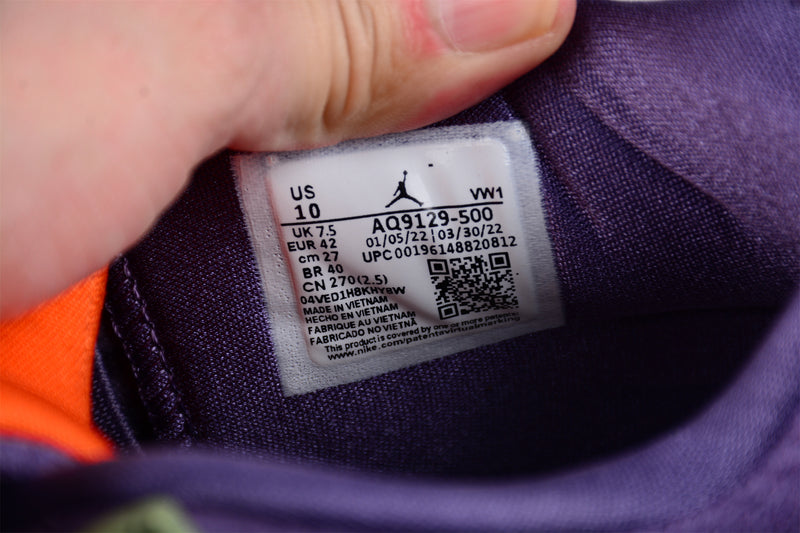 Air Jordan 4 Canyon Purple