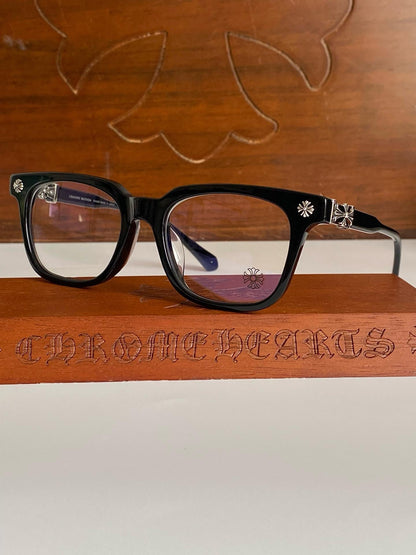 Lunettes Chrome Hearts