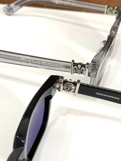 Lunettes Chrome Hearts