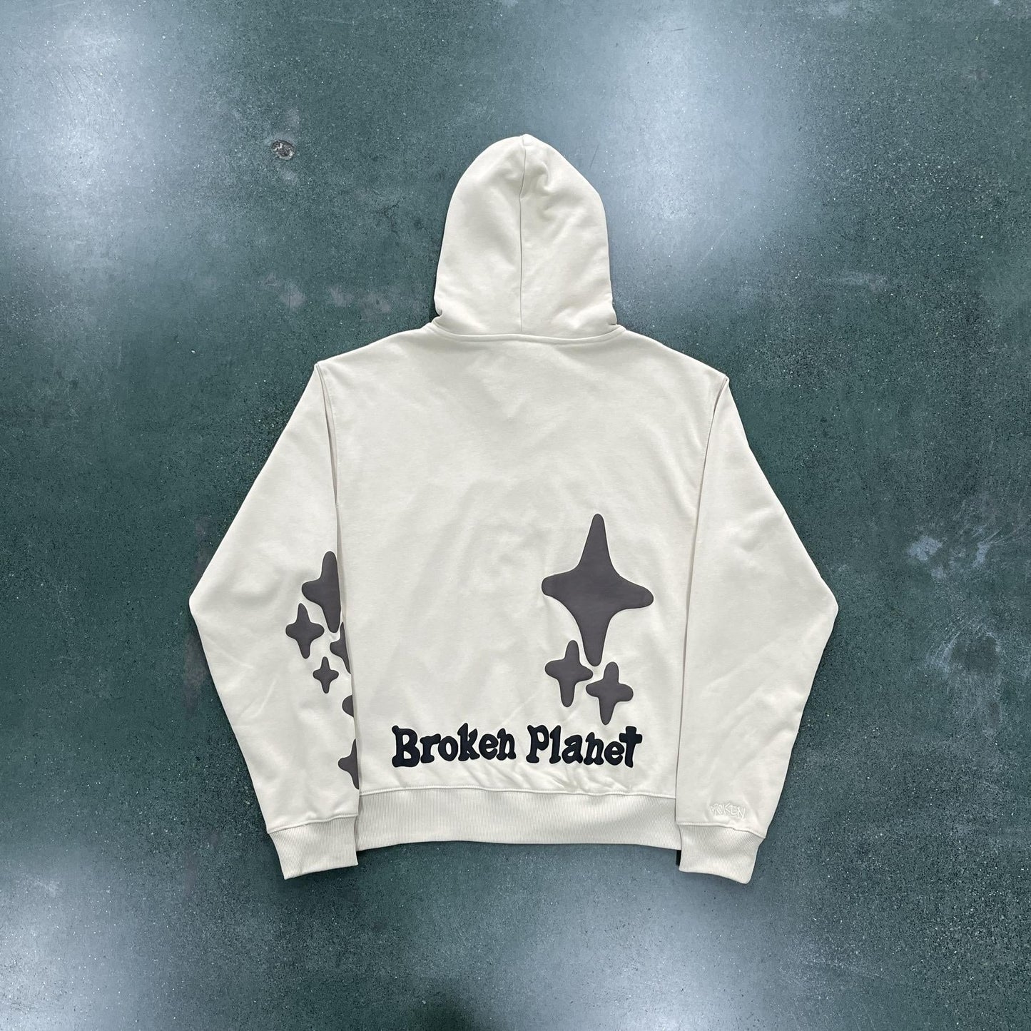 Sweat à capuche Broken P Seul mais pas solitaire