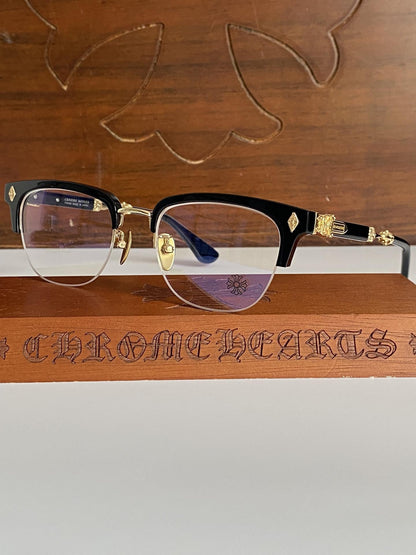 Lunettes Chrome Hearts