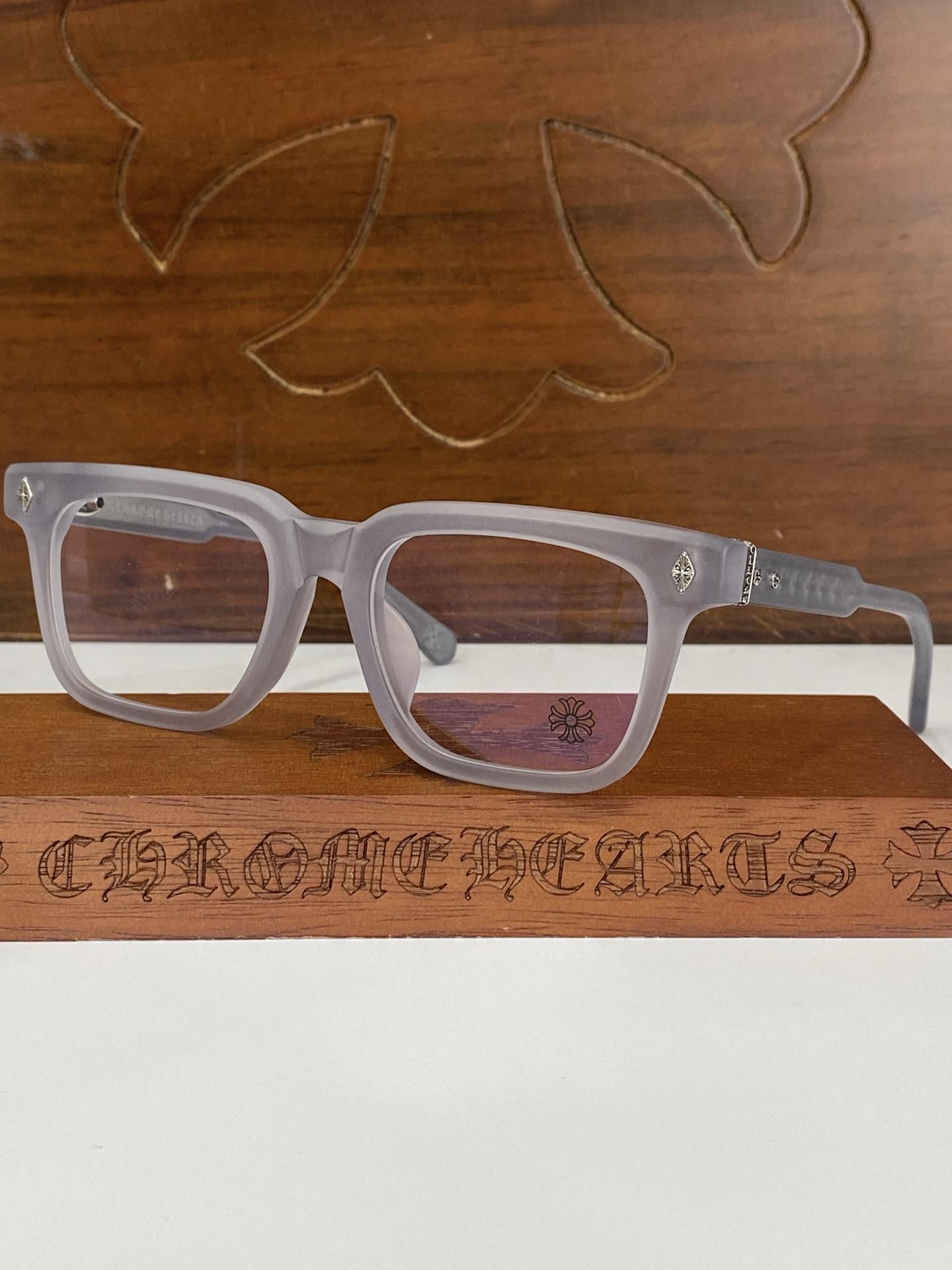 Lunettes Chrome Hearts