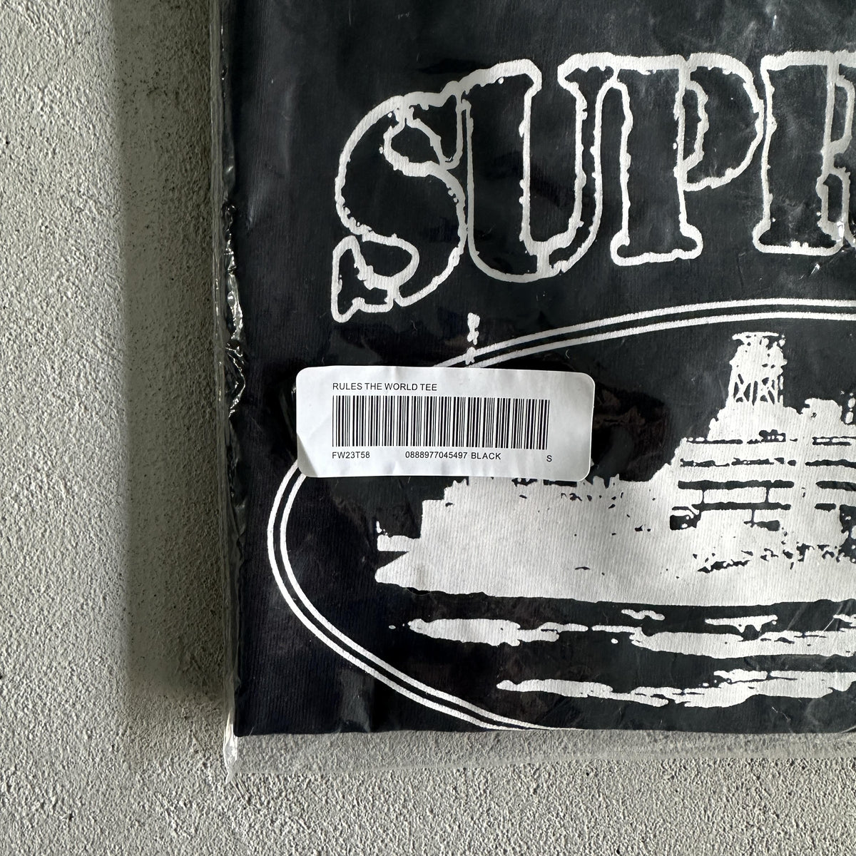 Camiseta Corteiz x Supreme