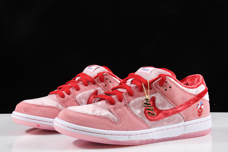 Nike SB Dunk Low x StrangeLove Skateboards