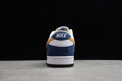 Nike x Kasina Dunk Low "Autobús de los 80"