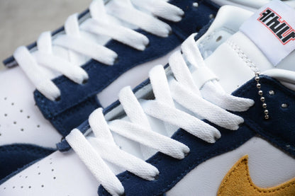 Nike x Kasina Dunk Low "Autobús de los 80"