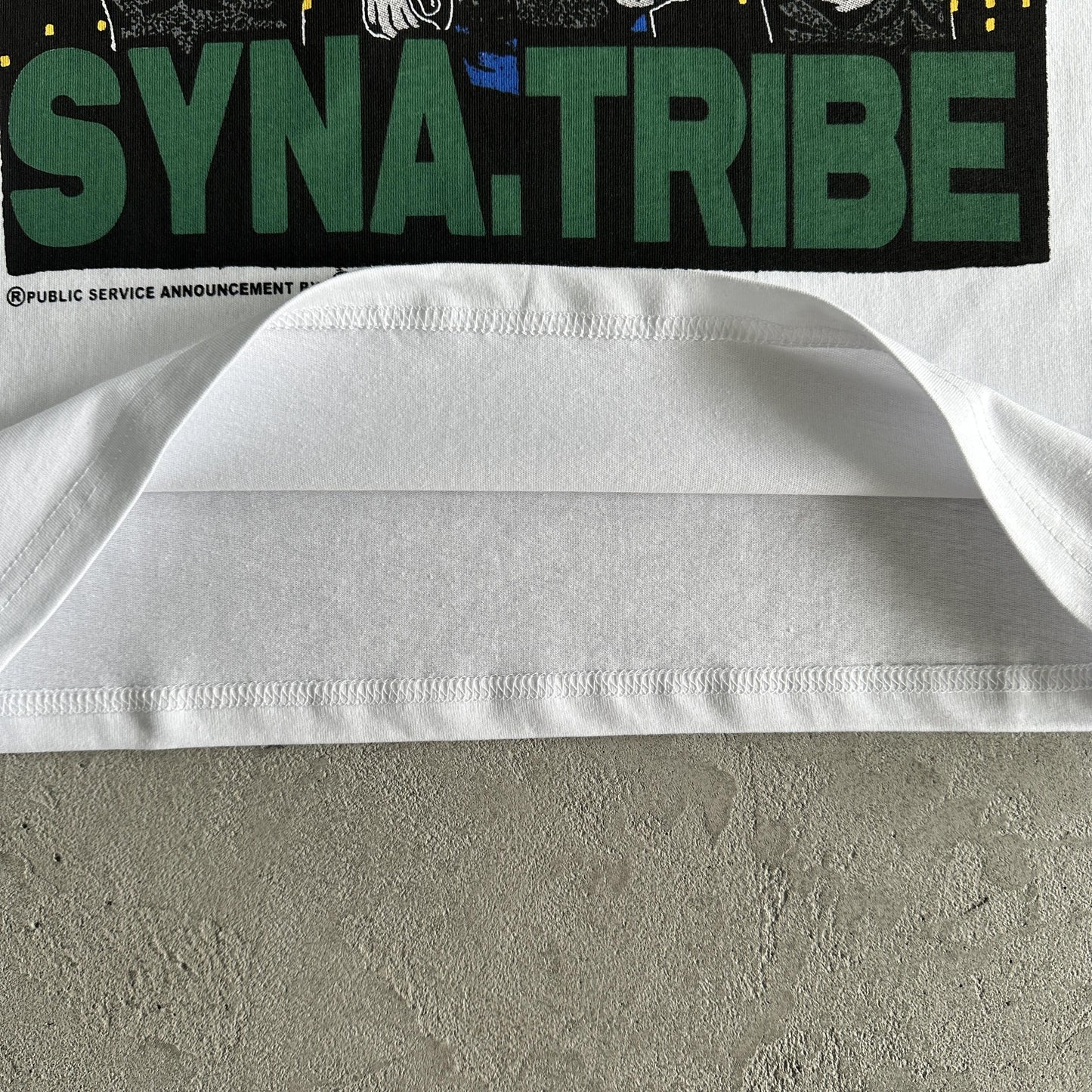 T-shirt Synaworld Graffiti
