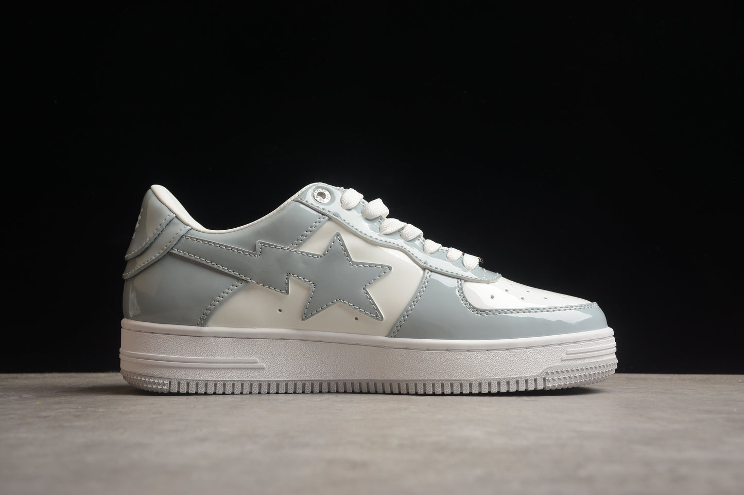 Bape Sta Cuir Verni Gris et Blanc
