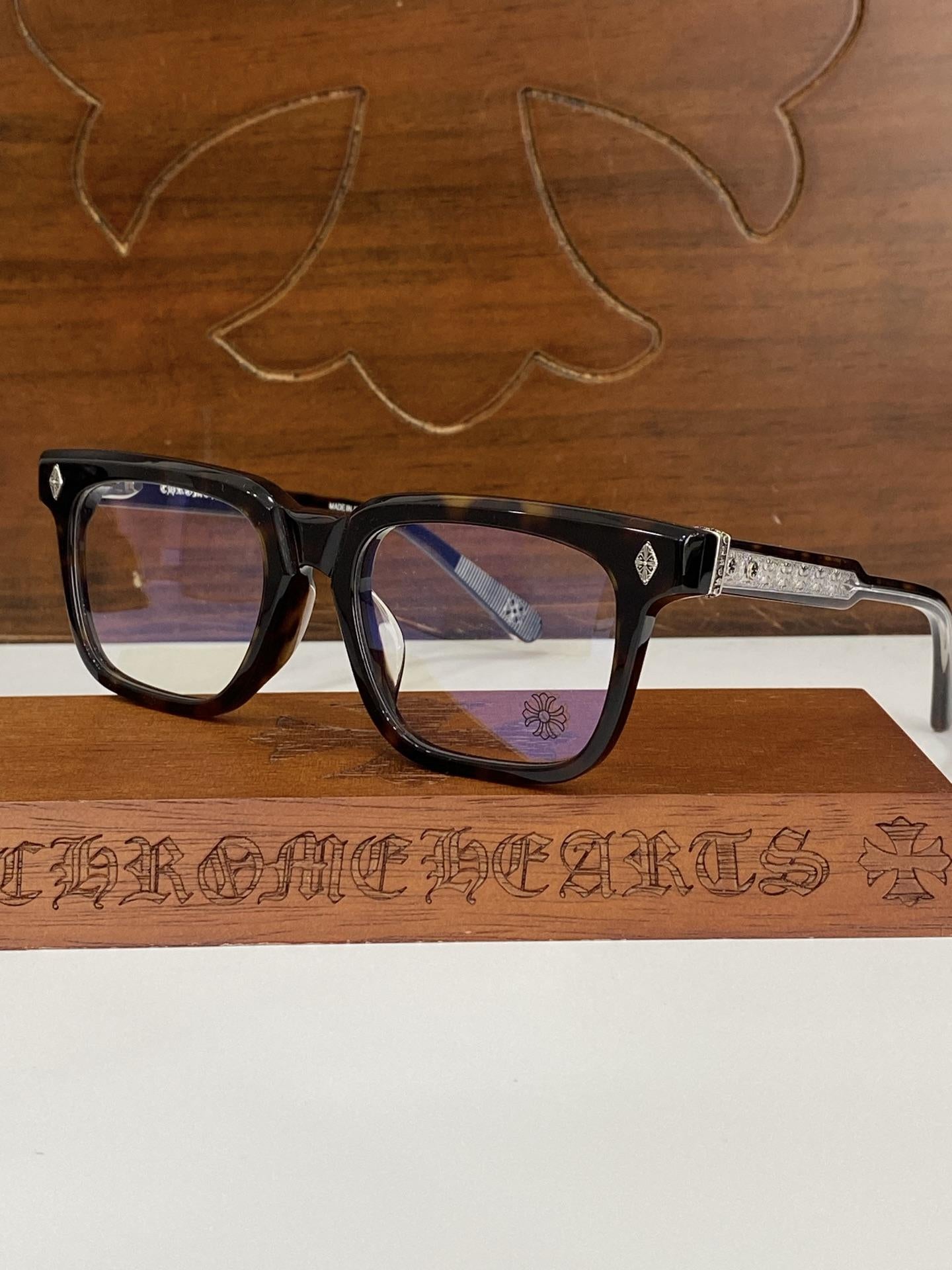 Lunettes Chrome Hearts