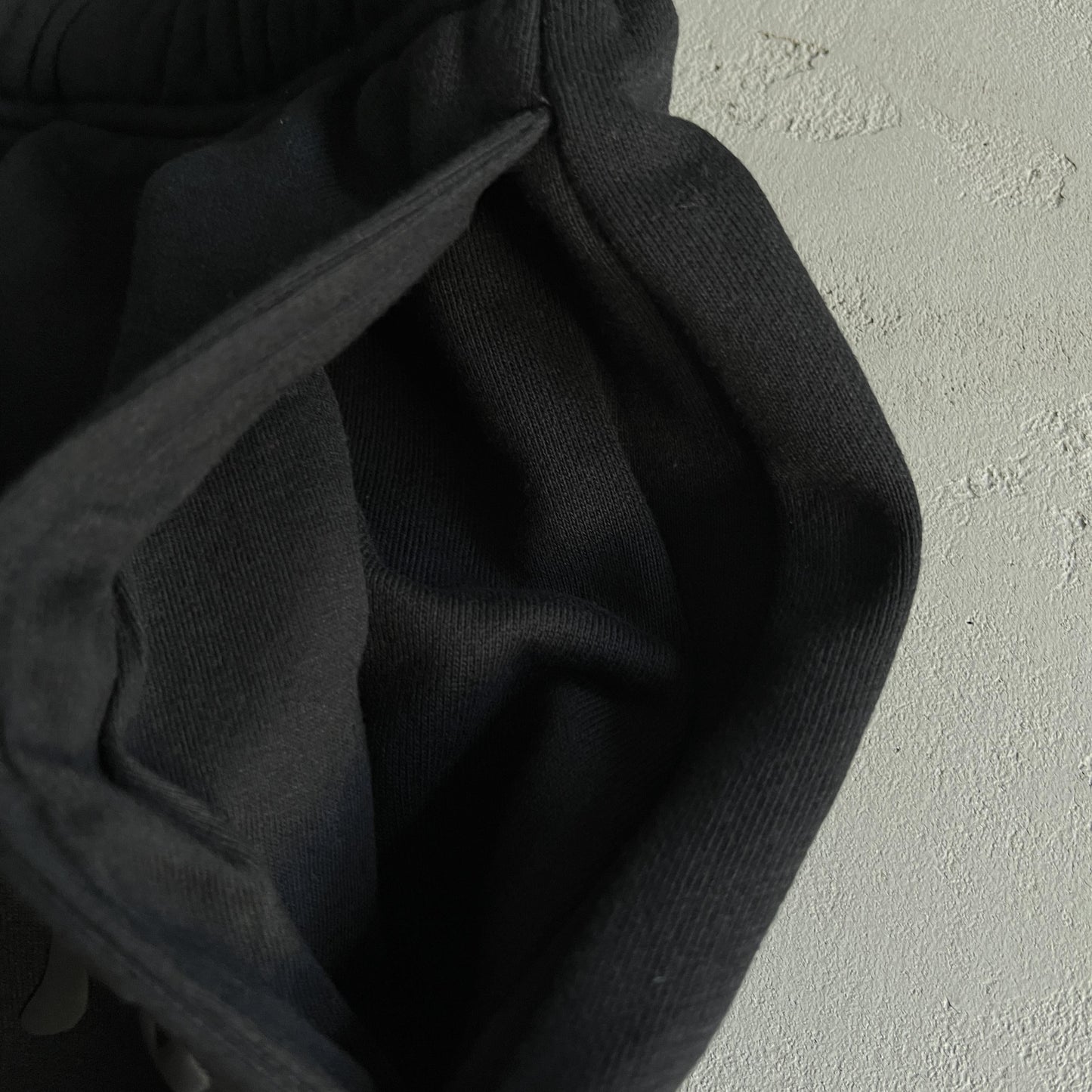 Pantalon de survêtement coupe droite Broken P noir