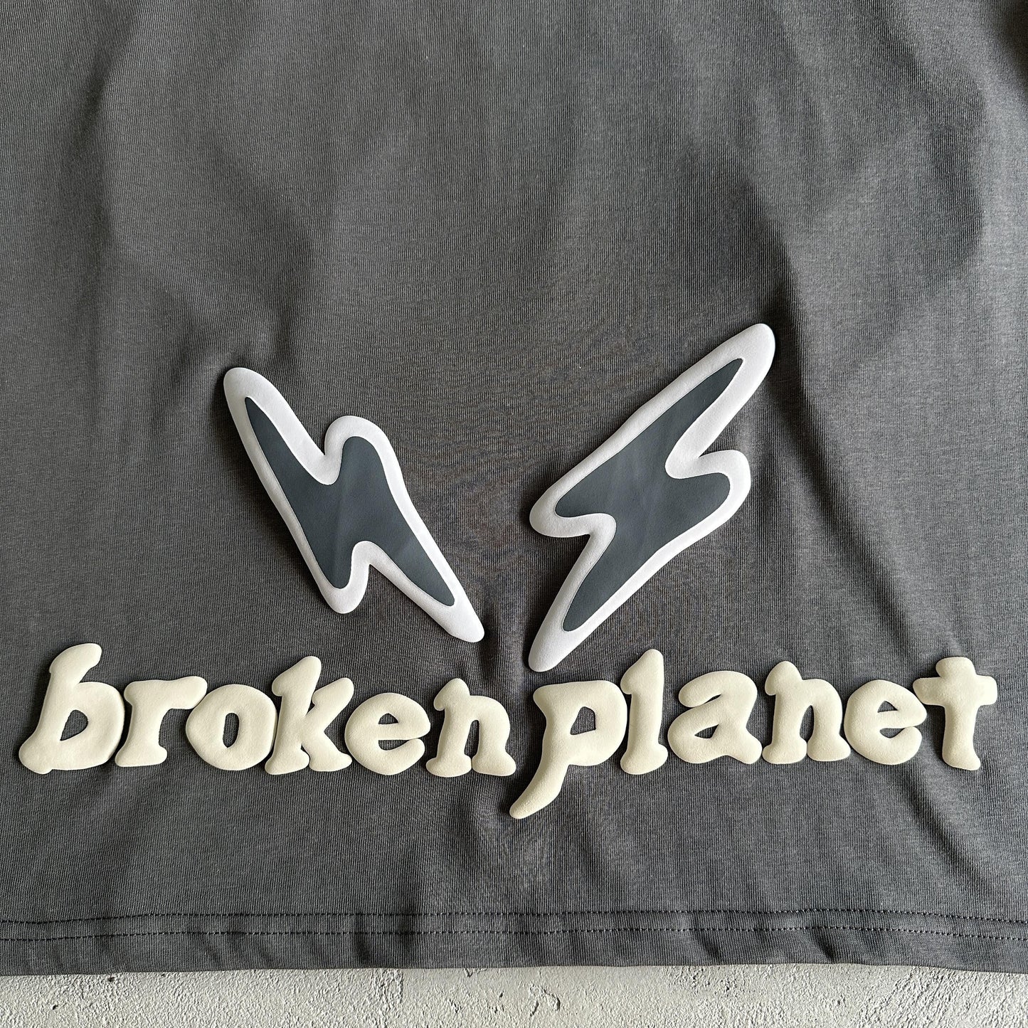 T-shirt Broken P Trouvez Votre Équilibre