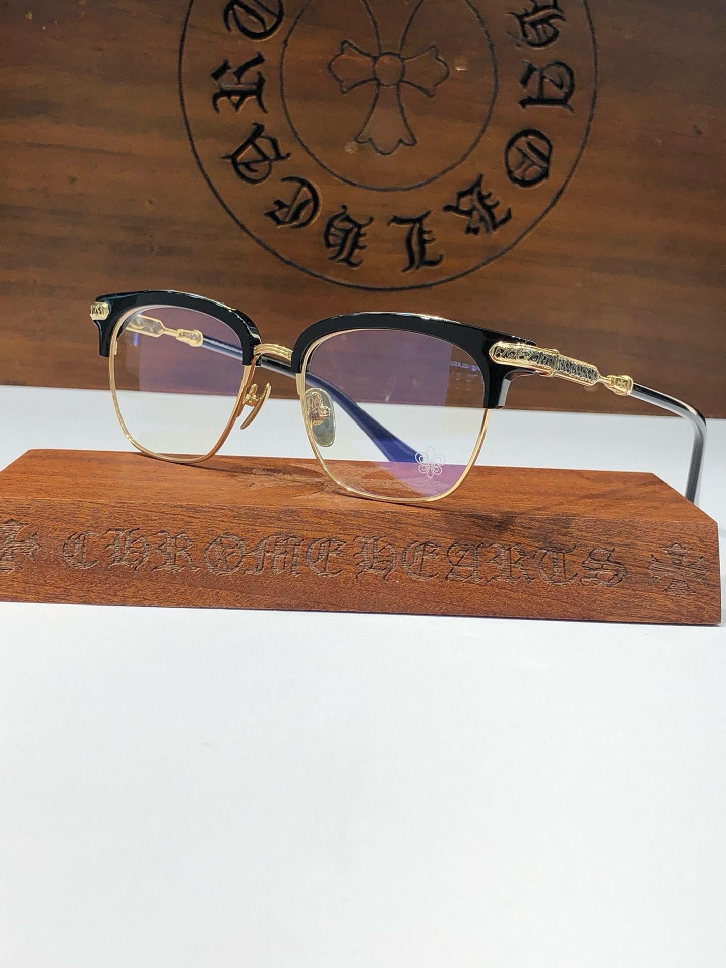 Lunettes Crome Hearts