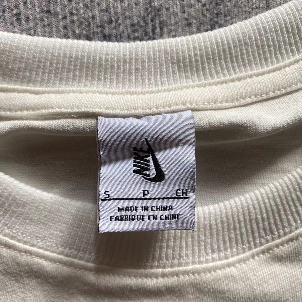T-shirt Nike