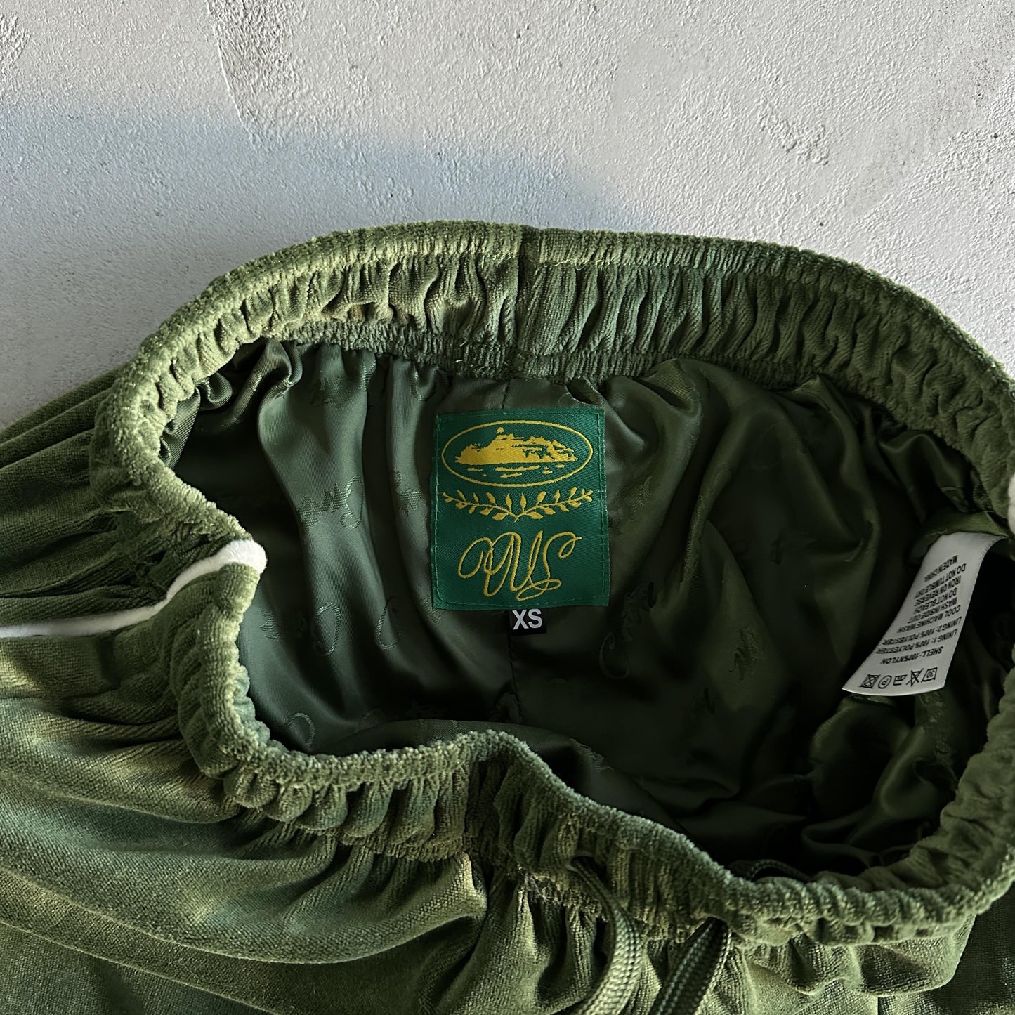 Pantalon en velours Corteiz vert