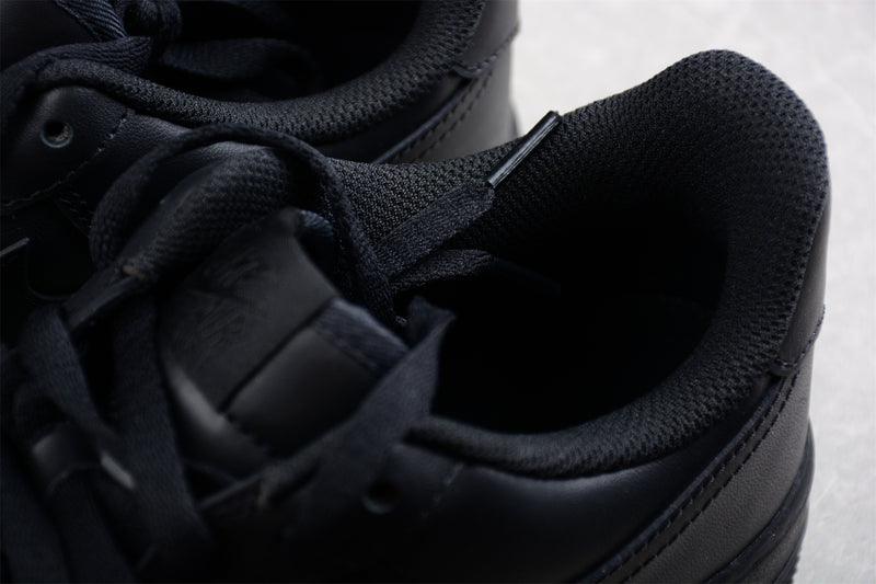 Air Force 1 AllBlack