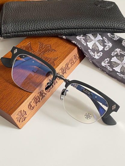 Lunettes Chrome Hearts