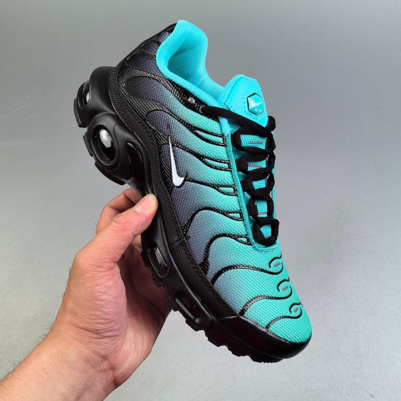 Air Max Plus TN "Light Retro"