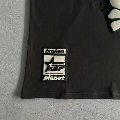 T-shirt Broken P Total Chaos