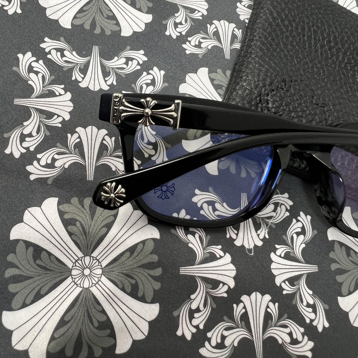 Lunettes Chrome Hearts