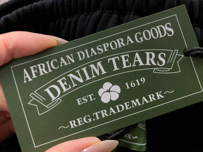 Costume Denim Tears