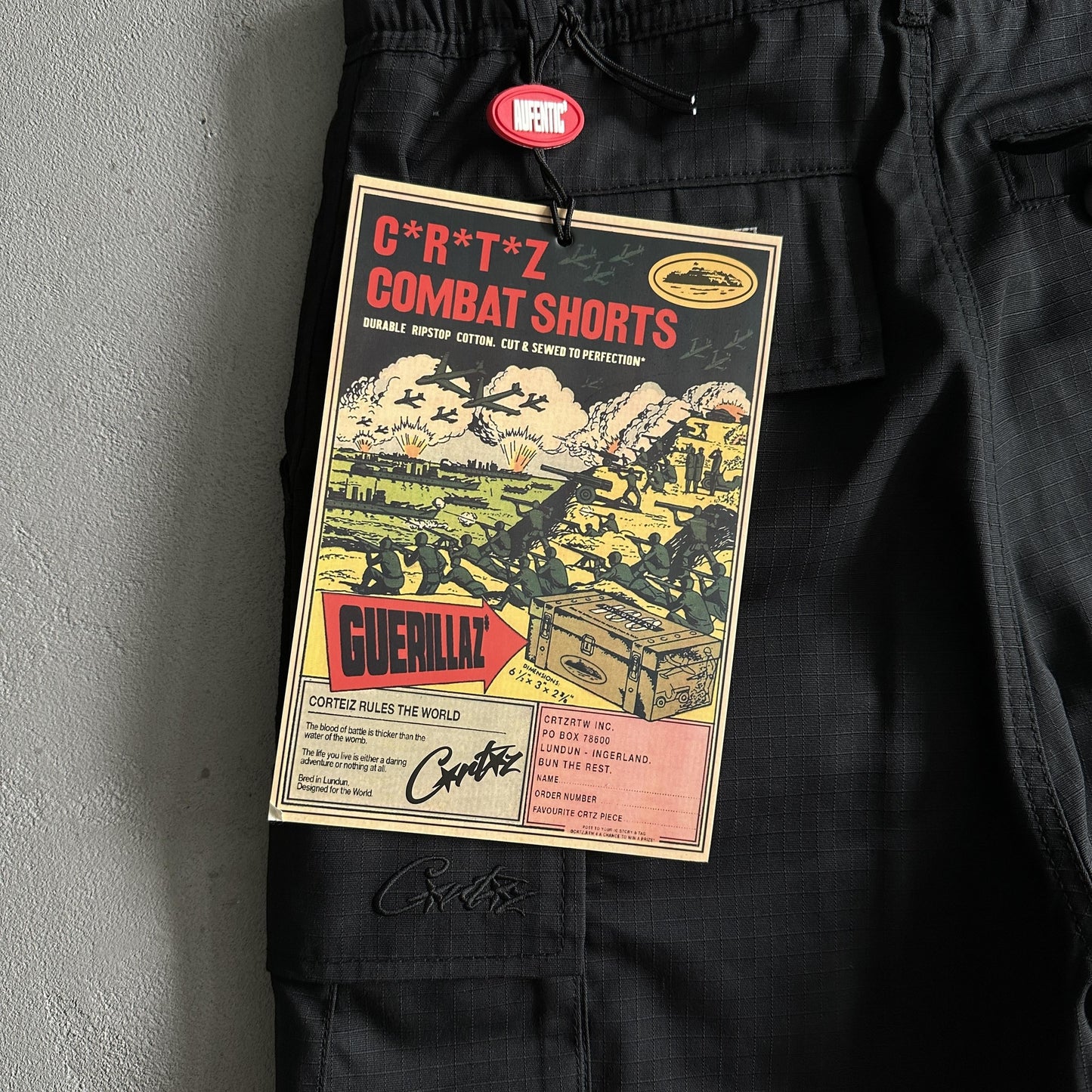Shorts cargo noirs Corteiz