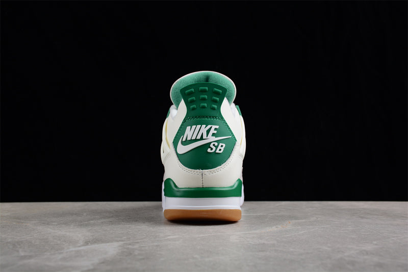 Nike Air Jordan 4 Pine Green turquoise