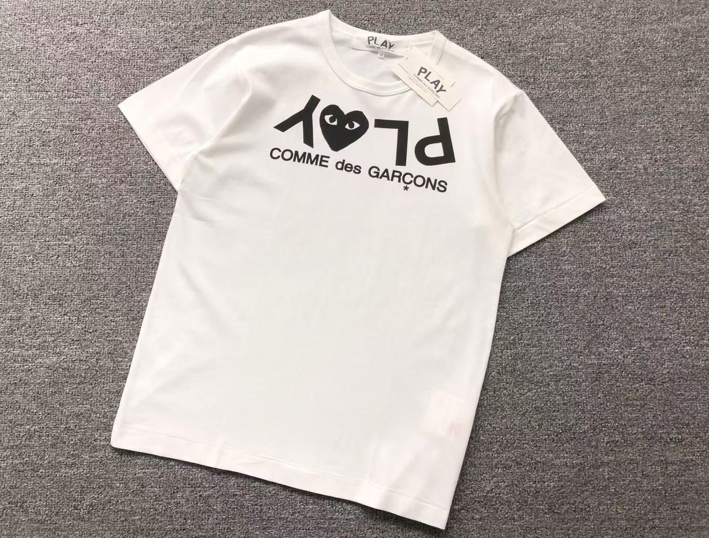 T-shirt Comme des Garçons