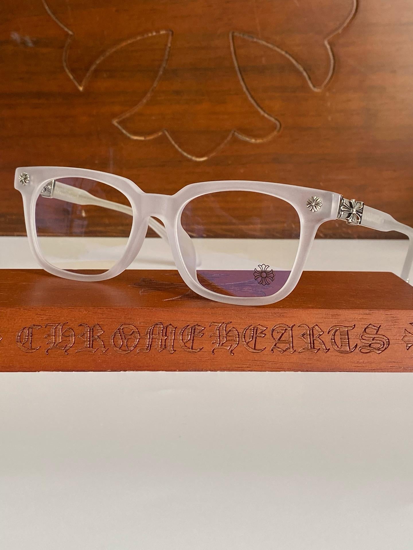 Lunettes Chrome Hearts
