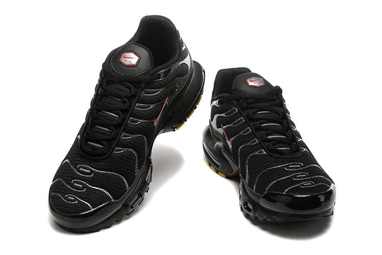 Air Max Plus TN “Carbon Fiber”