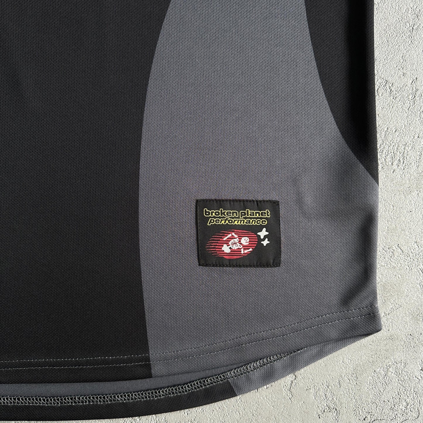 T-shirt de football Broken P