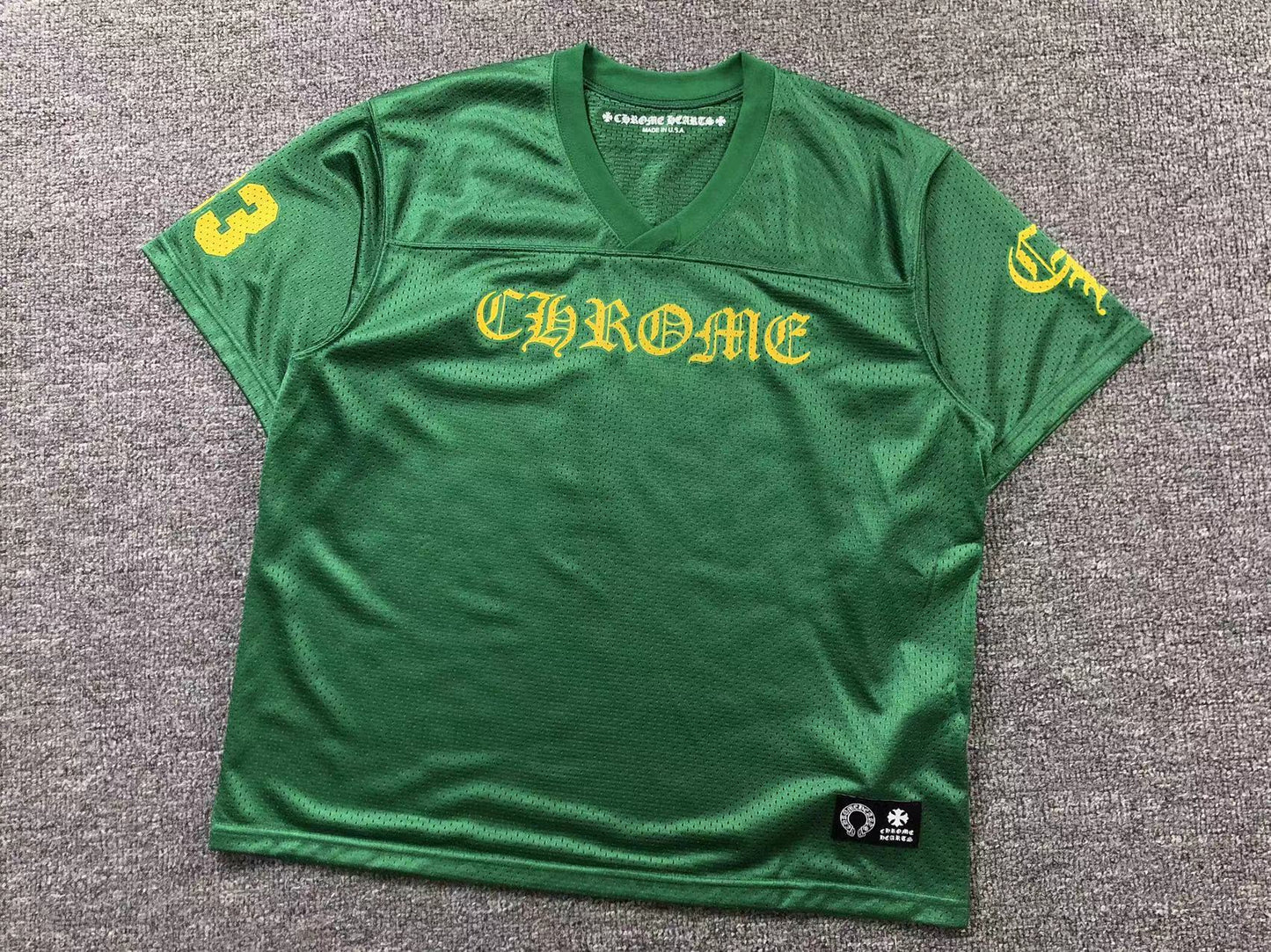 Ensemble court Chrome Hearts