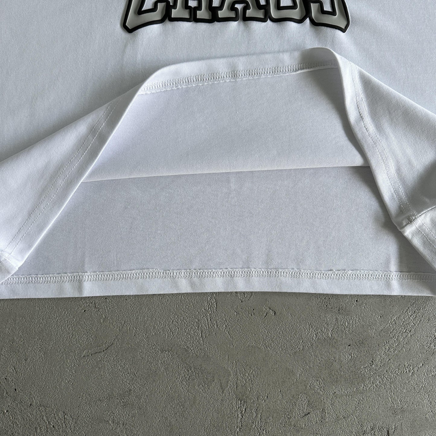 T-shirt Broken P Chaos