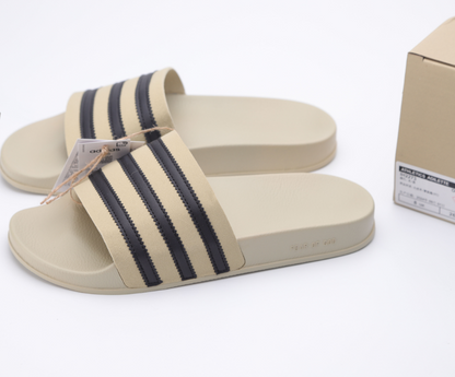 Pantuflas Adidas x FOG +10