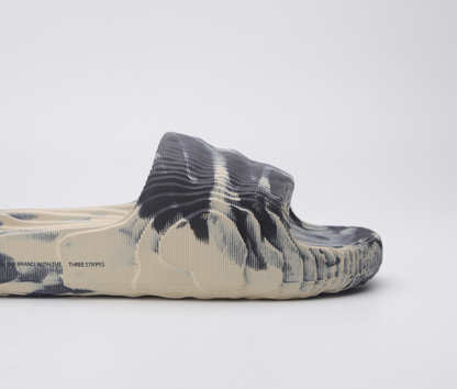 Pantuflas Adidas x FOG +10