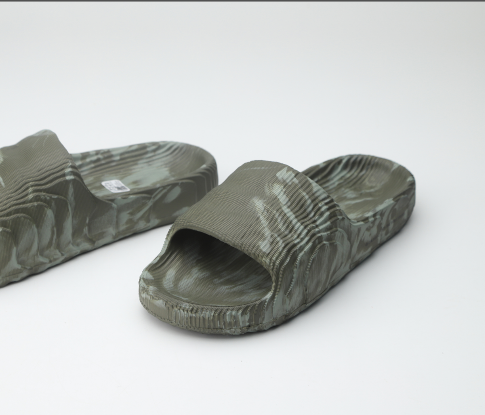 Pantuflas Adidas x FOG +10