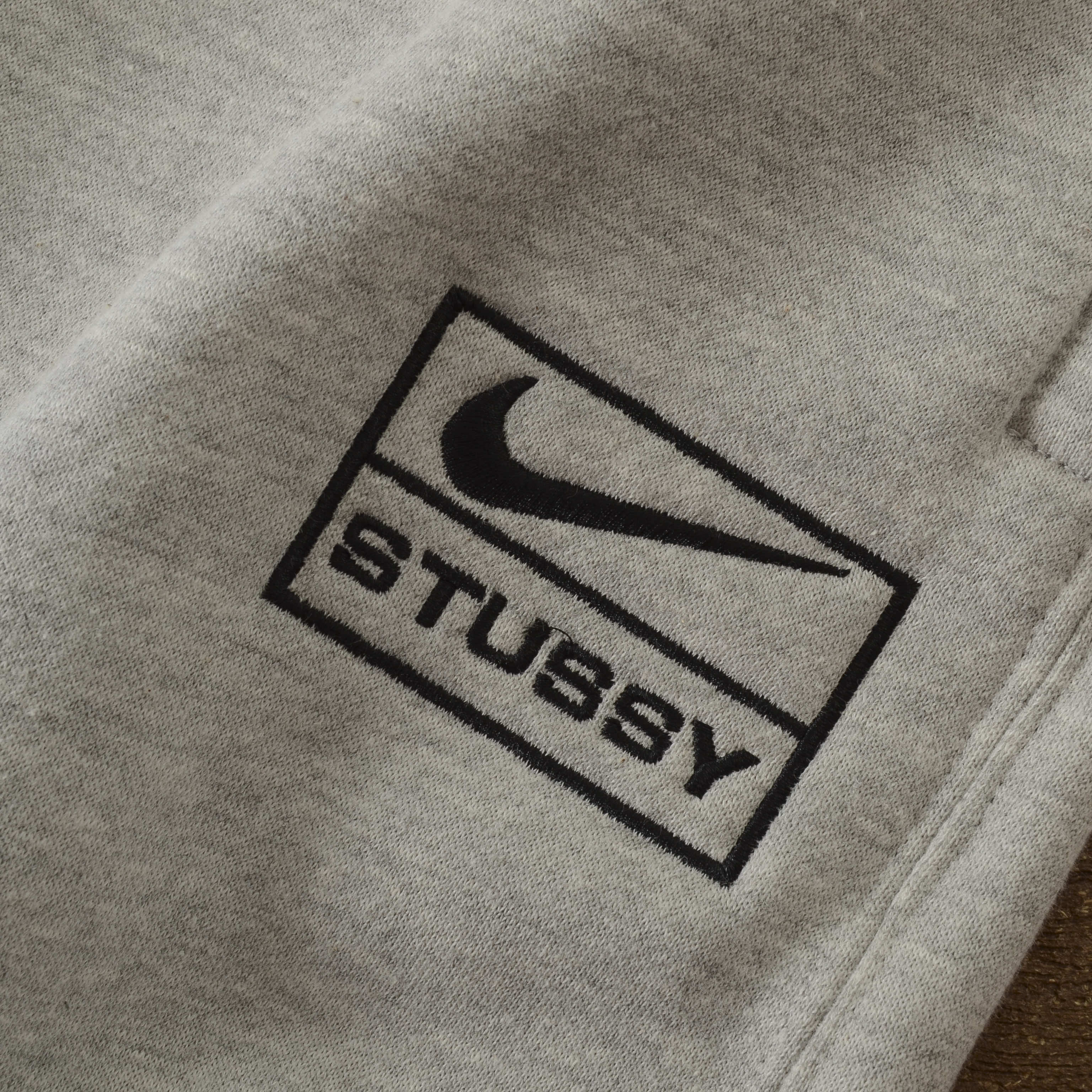 Nike x Stussy Suit – A Fonte