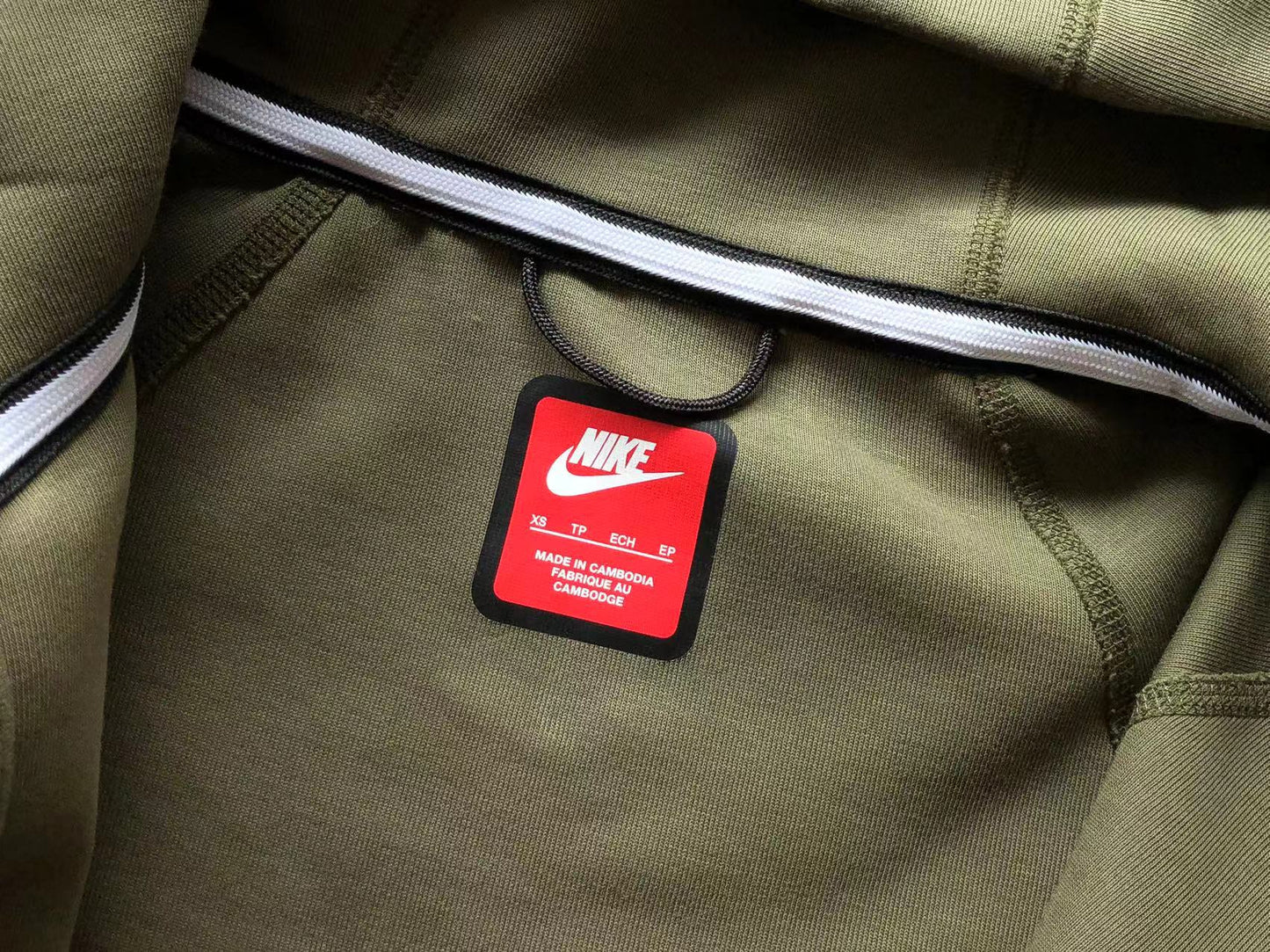 Ensemble Nike Tech Fleece Nouvelle Collection