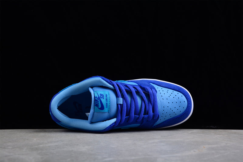 Nike SB Dunk Low Blue Raspberry