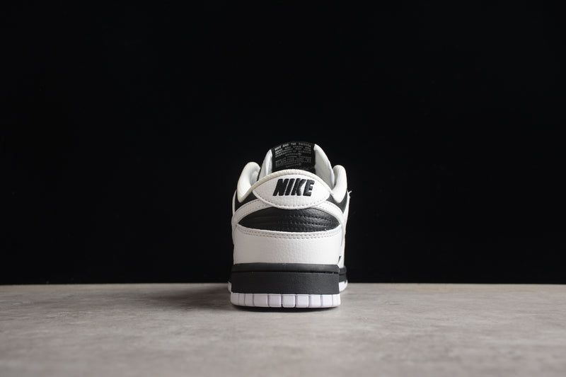 Nike Dunk Low Reverse Panda