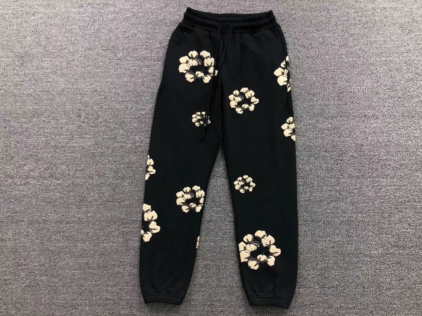 Costume Denim Tears