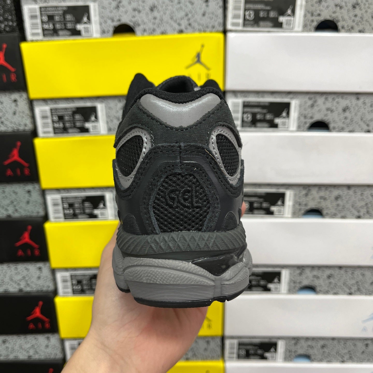ASICS Gel-NYC Gris graphite et noir