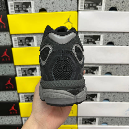 ASICS Gel-NYC Gris graphite et noir