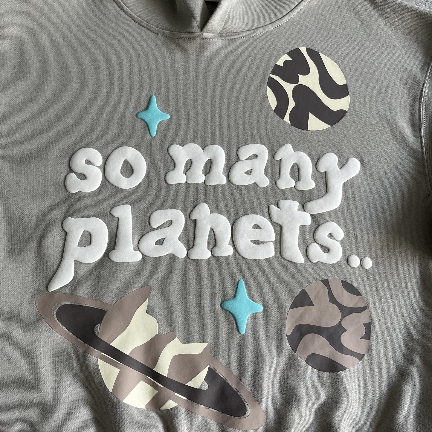 Sweat à capuche Broken P So Many Planets