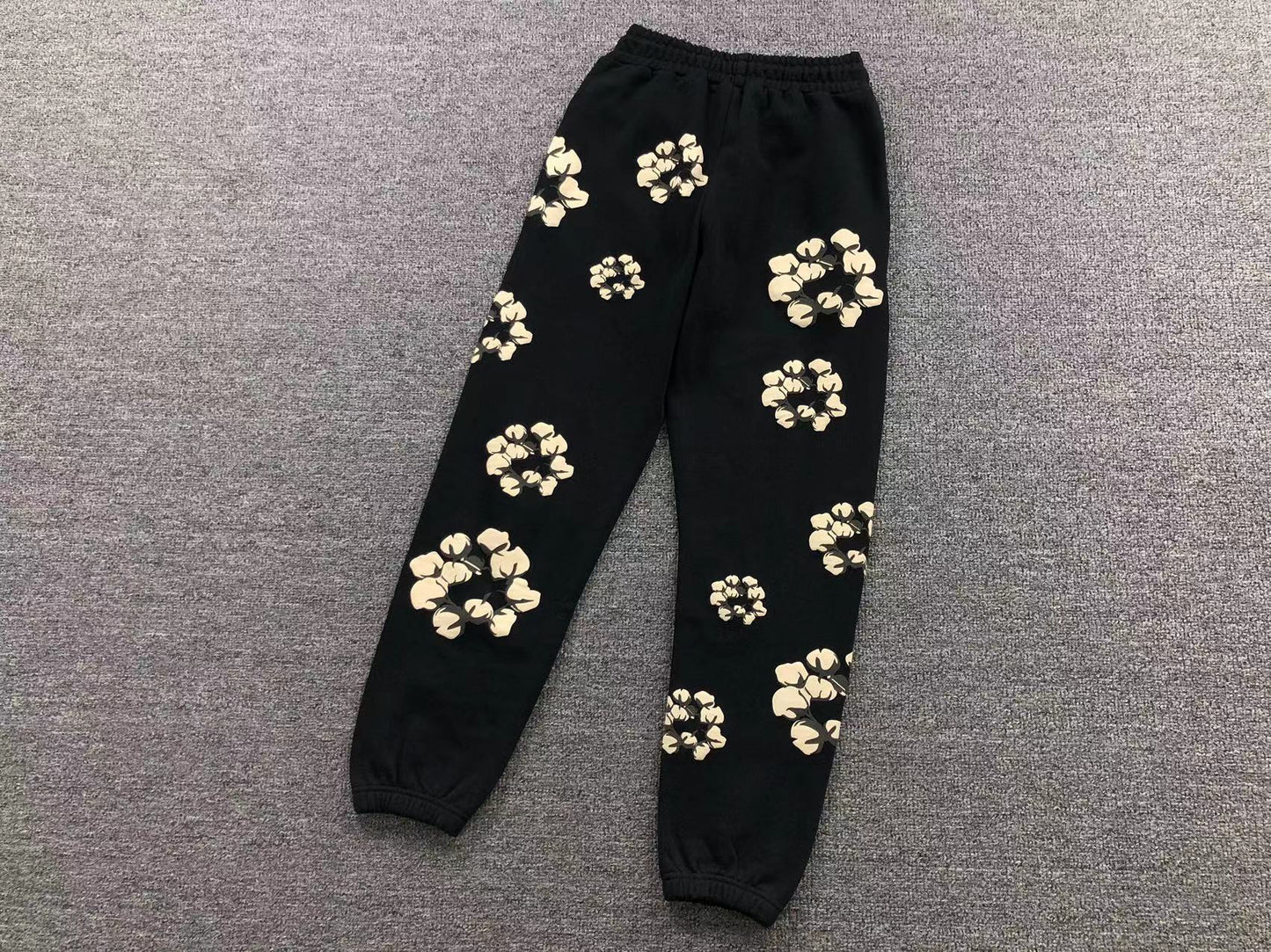 Costume Denim Tears