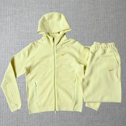 Nike x Nocta Tech Fleece Gelb