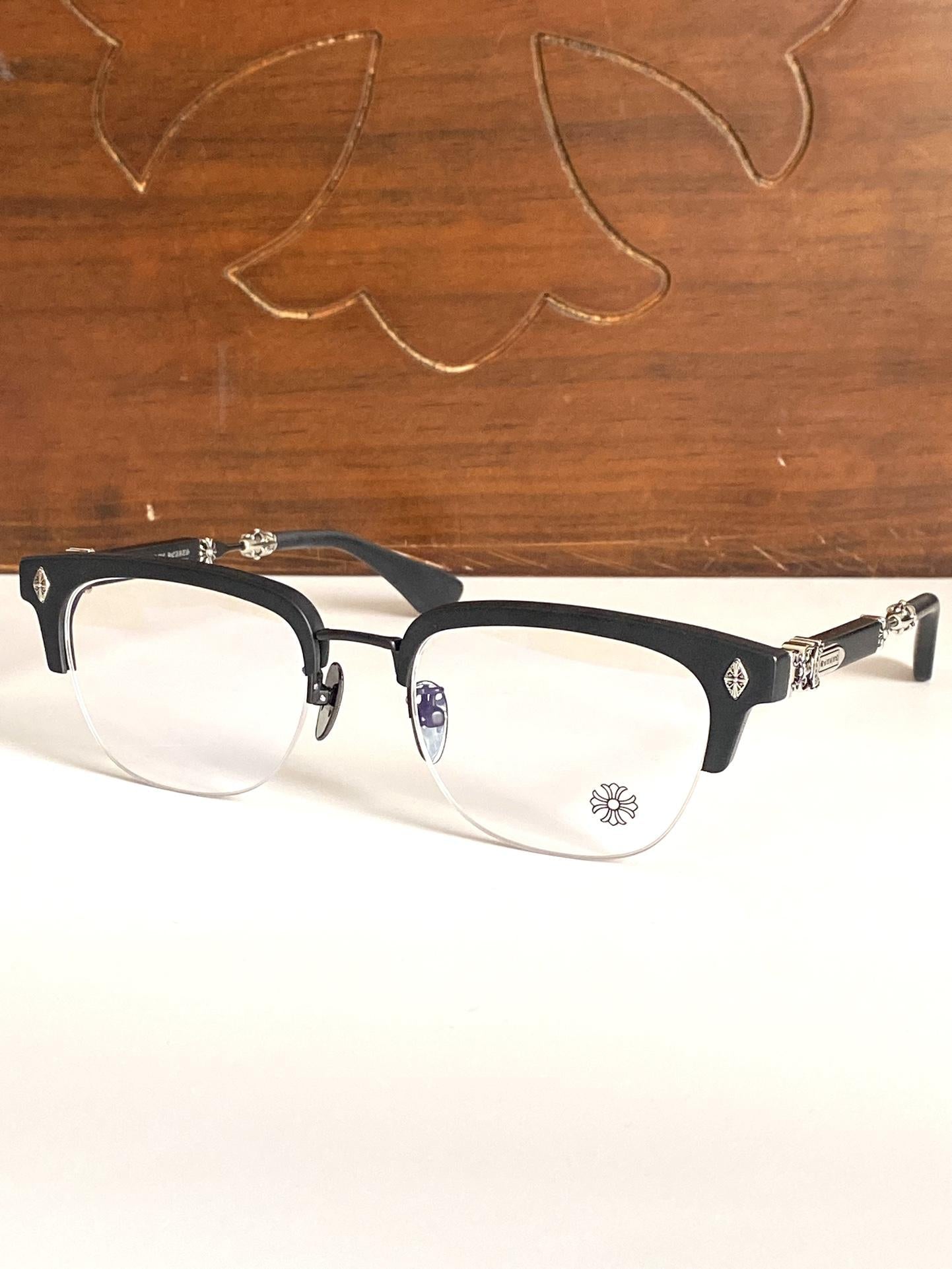 Lunettes Chrome Hearts
