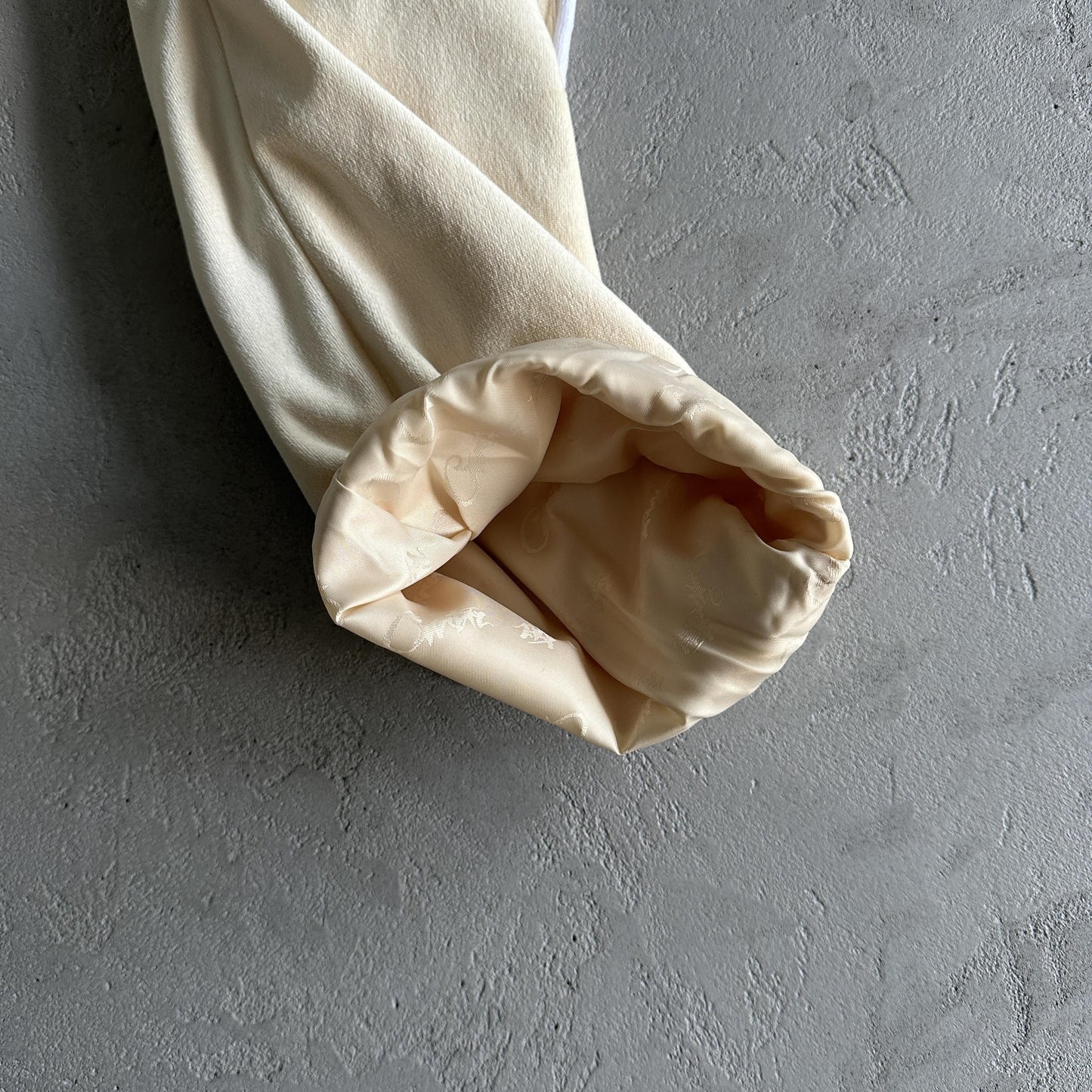 Pantalon en velours Corteiz crème